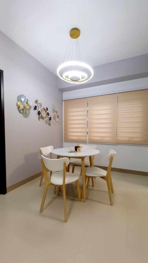 1Br With Extra Room At One Regis- Megaworld باكولود المظهر الخارجي الصورة